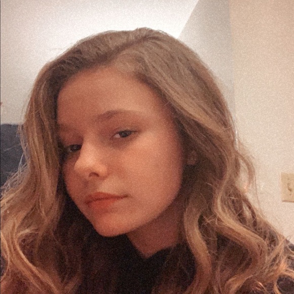 Meet your Posher, Skylar - Picture 1 of 1